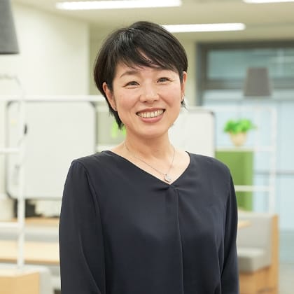 菅 有里子 YURIKO KAN